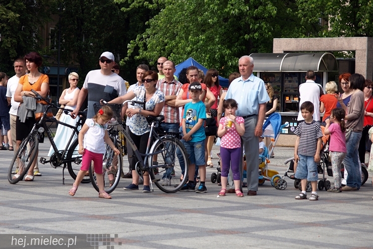 Powiatowy Festyn Rodzinny z okazji Dnia Dziecka i Dnia Matki