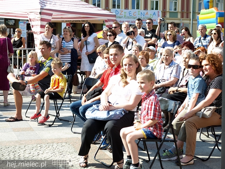 Powiatowy Festyn Rodzinny z okazji Dnia Dziecka i Dnia Matki