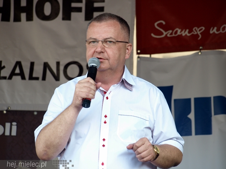 Powiatowy Festyn Rodzinny z okazji Dnia Dziecka i Dnia Matki