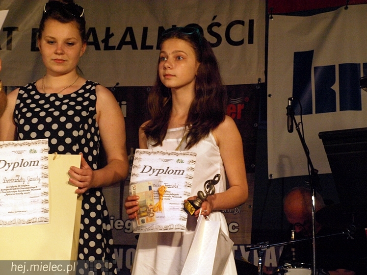 Powiatowy Festyn Rodzinny z okazji Dnia Dziecka i Dnia Matki