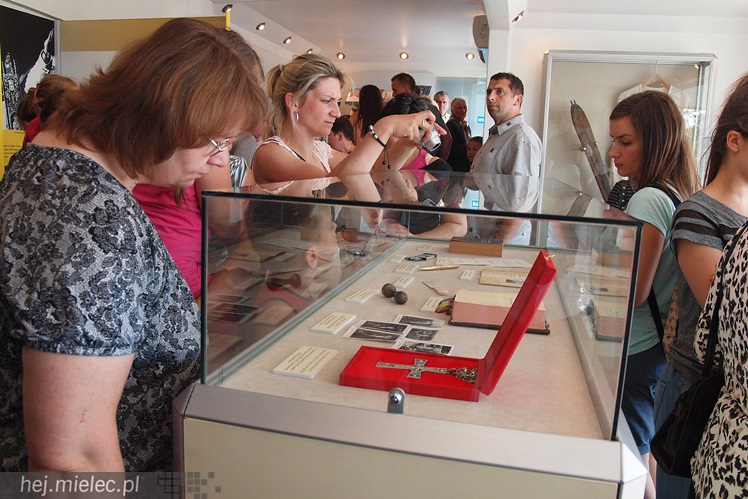 Tłumy przyszły zobaczyć Mobilne Muzeum Jana Pawła II