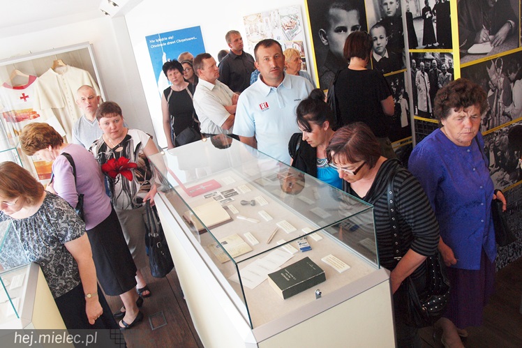 Tłumy przyszły zobaczyć Mobilne Muzeum Jana Pawła II