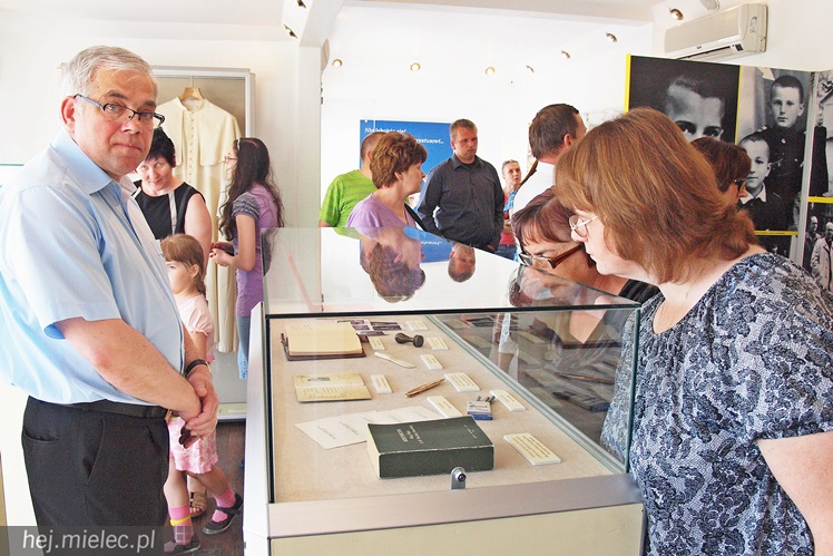 Tłumy przyszły zobaczyć Mobilne Muzeum Jana Pawła II