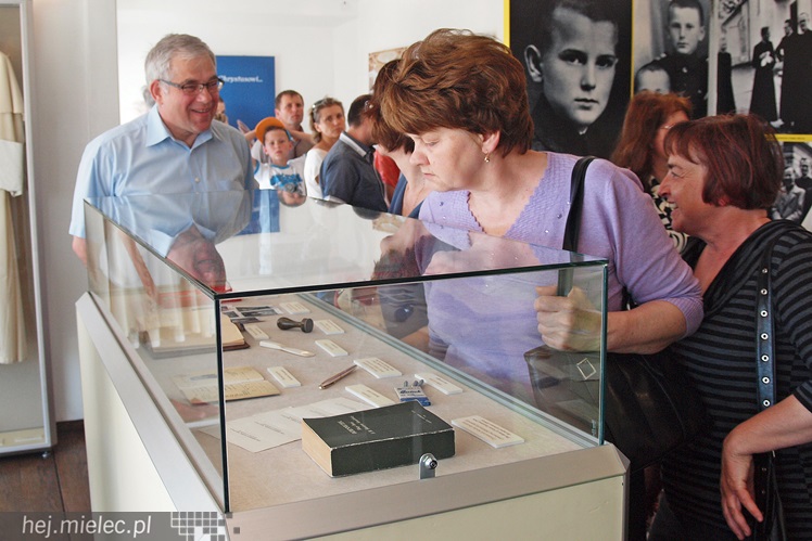 Tłumy przyszły zobaczyć Mobilne Muzeum Jana Pawła II