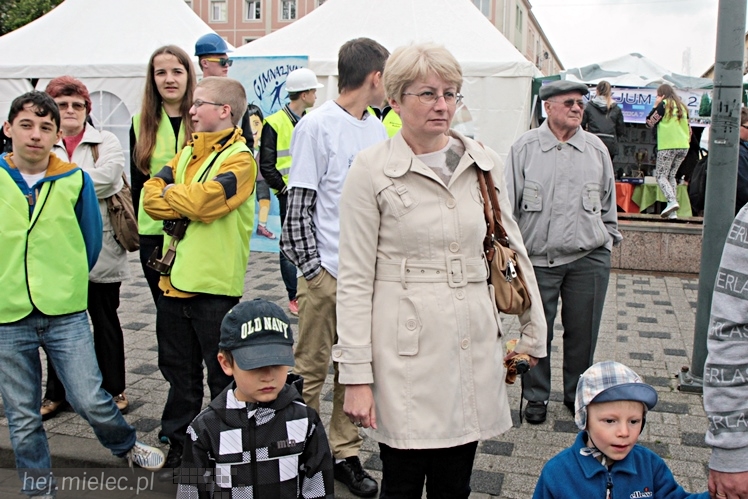 V Mielecki Festiwal Nauki i Techniki - cz. IV - pokaz ratownictwa