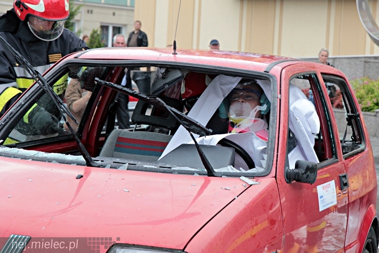 V Mielecki Festiwal Nauki i Techniki - cz. IV - pokaz ratownictwa