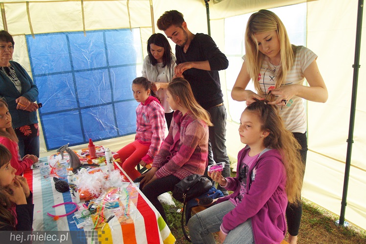 Piraci świętowali Dzień Dziecka nawet w deszczu. Rodzinna zabawa na błoniach