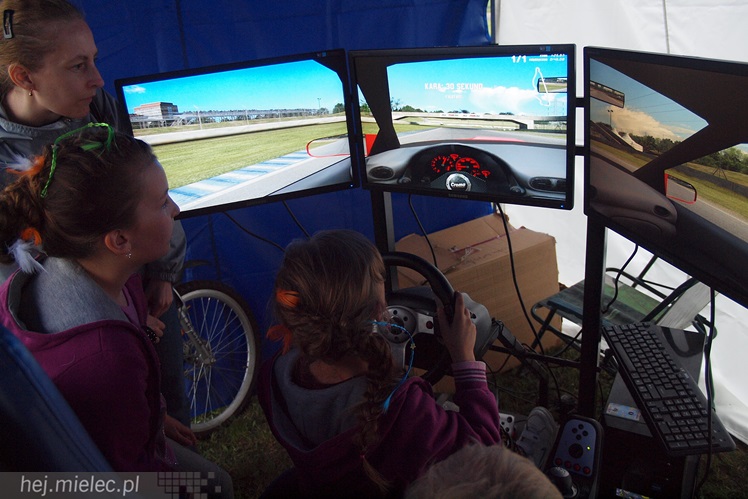 Piraci świętowali Dzień Dziecka nawet w deszczu. Rodzinna zabawa na błoniach