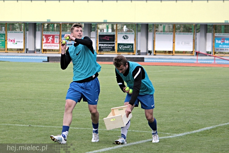 FKS Stal Mielec ? KS Pelikan Łowicz 2:1 - cz. I