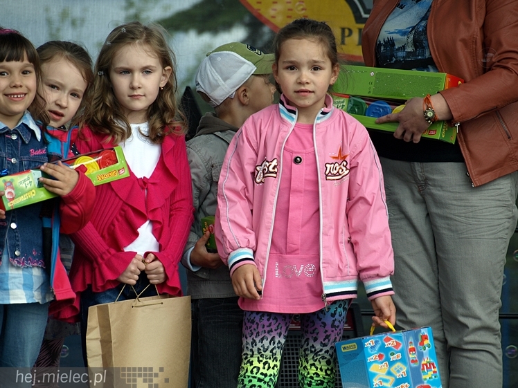 Piknik rodzinny z okazji Dnia Dziecka w Przecławiu