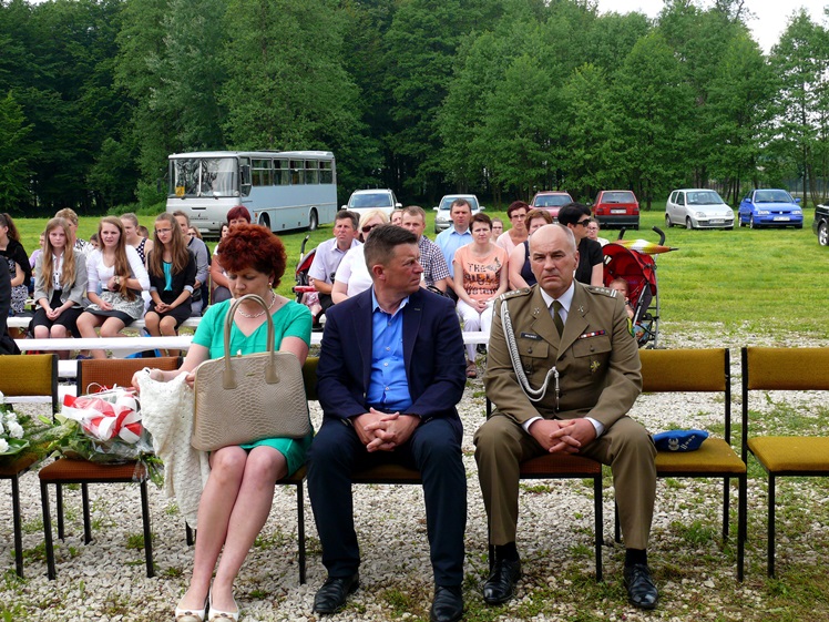 Młodzi z Wadowic uczcili 70. rocznicę pacyfikacji dworu Jamy Przybysz