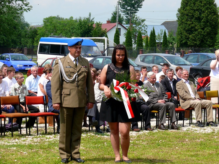 Młodzi z Wadowic uczcili 70. rocznicę pacyfikacji dworu Jamy Przybysz