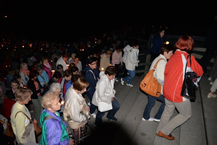 Pracownicy Służby Zdrowia pielgrzymują na Jasną Górę