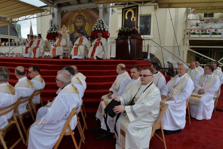 Pracownicy Służby Zdrowia pielgrzymują na Jasną Górę