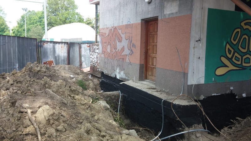 Trwa przebudowa pawilonu stadionu Gryf, budynek został zdemontowany do gołych ścian