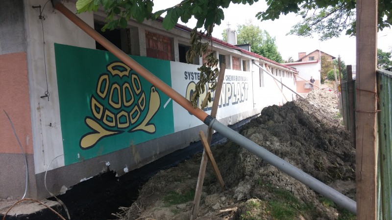 Trwa przebudowa pawilonu stadionu Gryf, budynek został zdemontowany do gołych ścian