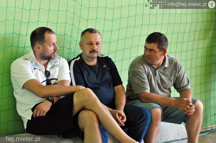 Piłkarze ręczni PGE Stal Mielec z wizytą u wicemistrzów Polski w unihokeju