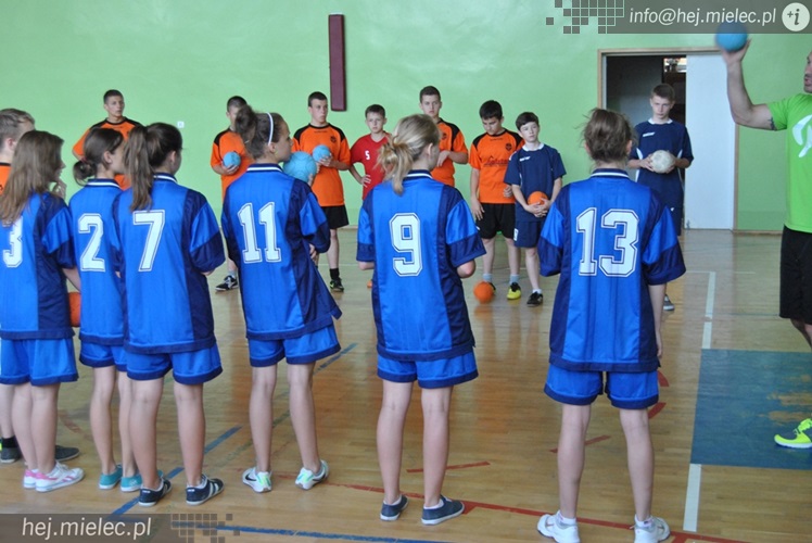 Piłkarze ręczni PGE Stal Mielec z wizytą u wicemistrzów Polski w unihokeju