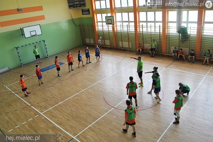 Piłkarze ręczni PGE Stal Mielec z wizytą u wicemistrzów Polski w unihokeju