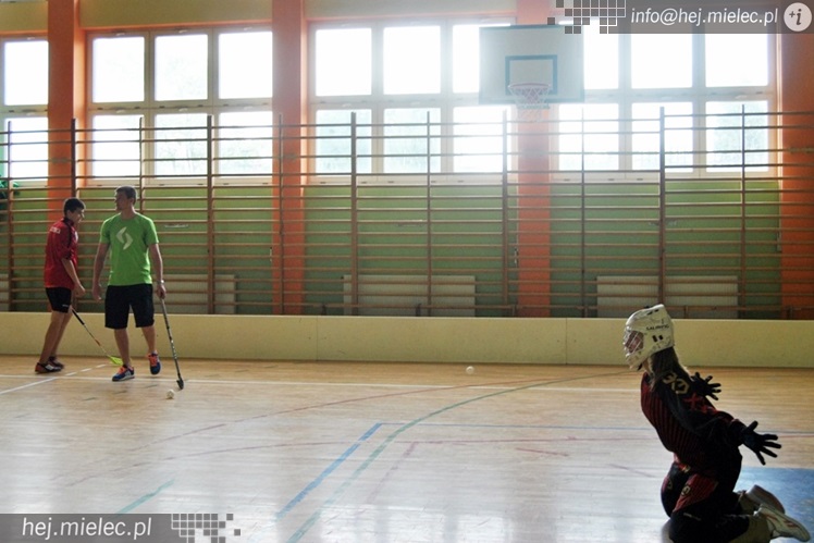 Piłkarze ręczni PGE Stal Mielec z wizytą u wicemistrzów Polski w unihokeju