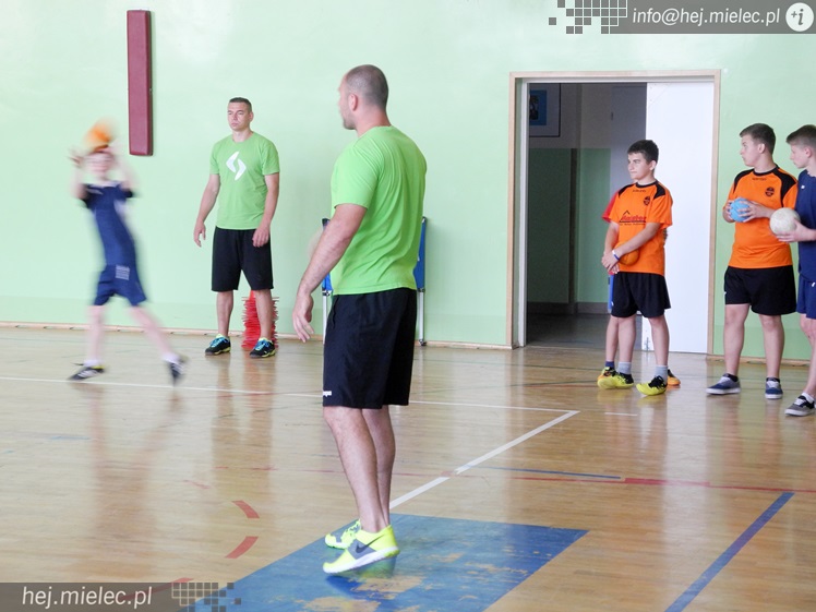 Piłkarze ręczni PGE Stal Mielec z wizytą u wicemistrzów Polski w unihokeju