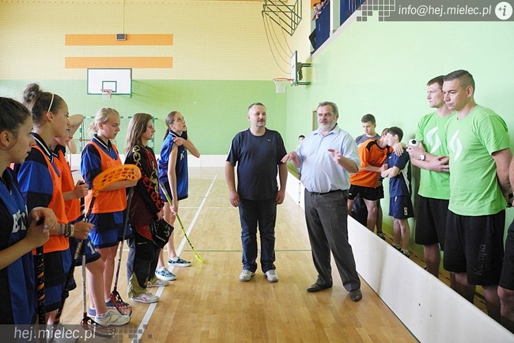 Piłkarze ręczni PGE Stal Mielec z wizytą u wicemistrzów Polski w unihokeju