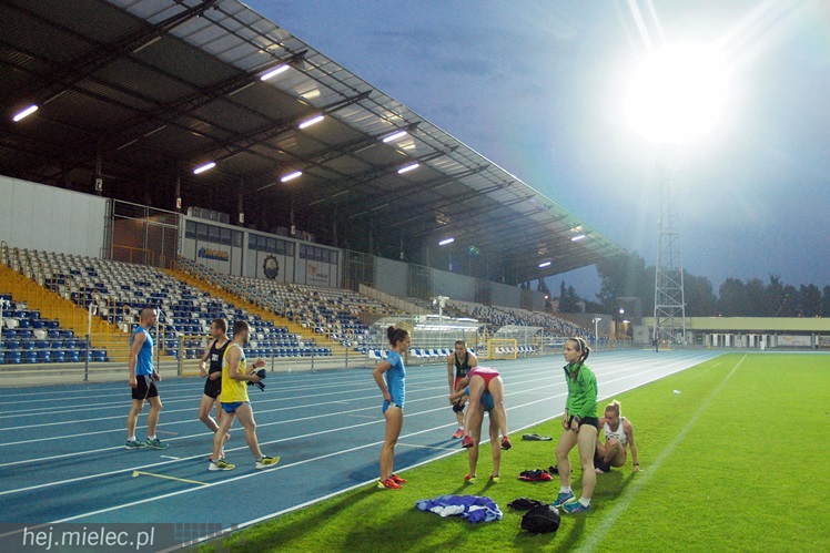 I Memoriał Wójtowicza na Stadionie Miejskim w Mielcu - CZĘŚĆ 2