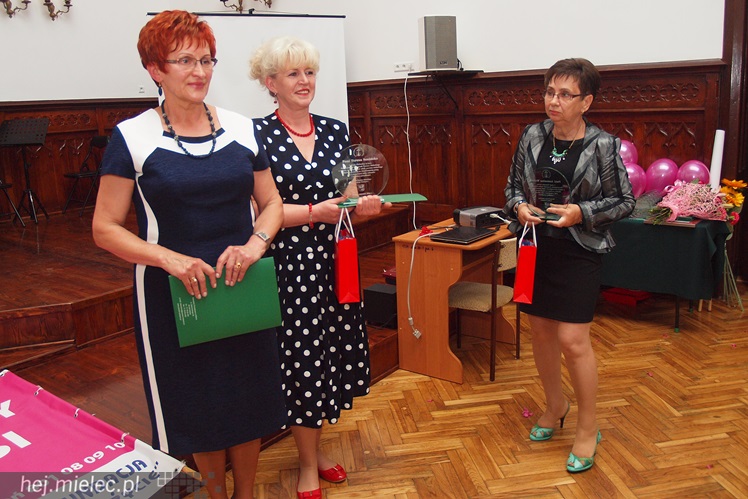 Mieleckie Amazonki głośno świętowały jubileusz swojego stowarzyszenia, była i parada