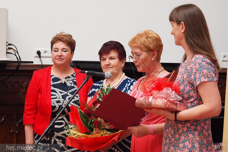 Mieleckie Amazonki głośno świętowały jubileusz swojego stowarzyszenia, była i parada