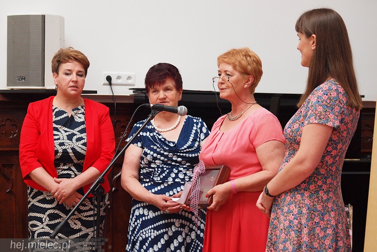 Mieleckie Amazonki głośno świętowały jubileusz swojego stowarzyszenia, była i parada