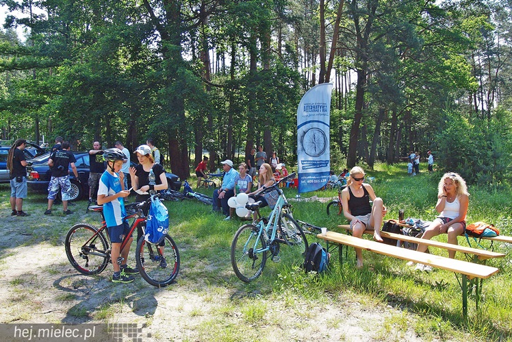 Znów tłumy na Mieleckiej Imprezie Turystycznej. Biegali i jeździli po lesie. Zabawa była świetna