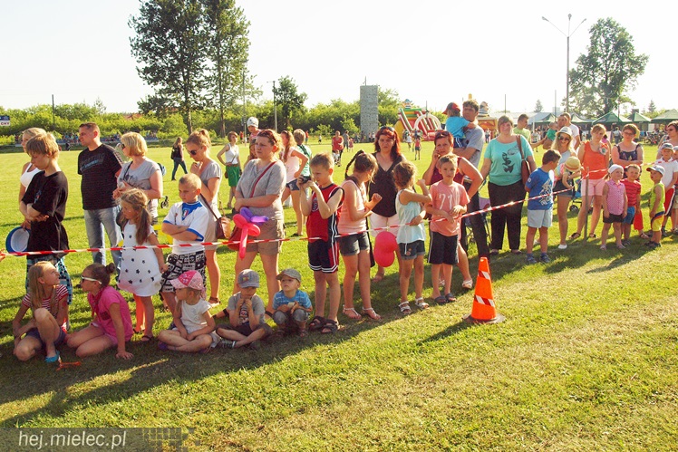 Strażacy przygotowali piknik dla najmłodszych. Wesoła niedziela w Maliniu