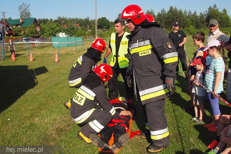 Strażacy przygotowali piknik dla najmłodszych. Wesoła niedziela w Maliniu