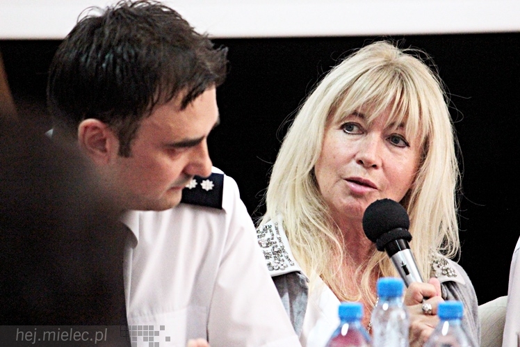 Debata o przestępczości nieletnich. Przyjechała sędzia Anna Maria Wesołowska