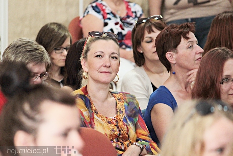 Debata o przestępczości nieletnich. Przyjechała sędzia Anna Maria Wesołowska