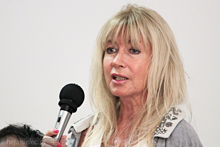 Debata o przestępczości nieletnich. Przyjechała sędzia Anna Maria Wesołowska