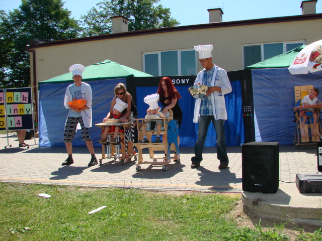 Kryminalny, kulinarny i muzyczny piknik w ORW w Pniu