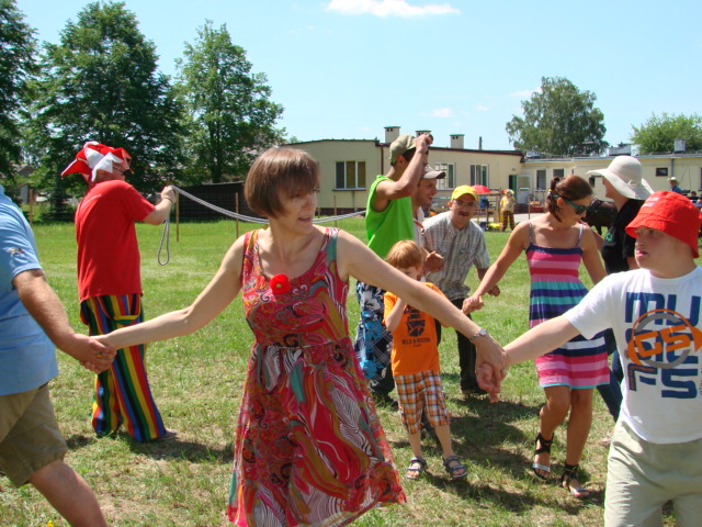 Kryminalny, kulinarny i muzyczny piknik w ORW w Pniu