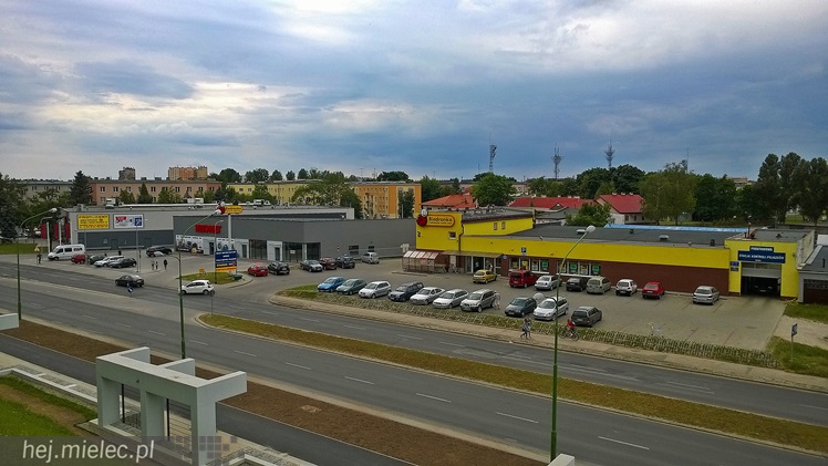 Finiszuje przebudowa Góry Cyranowskiej, można już wyczekiwać pierwszych spacerów