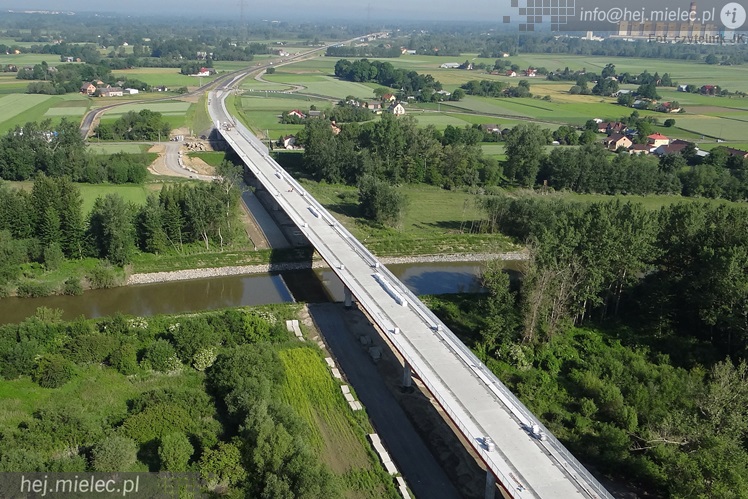 Prace przy budowie mostów na Wisłoce, Brniu i Wiśle mocno zaawansowane