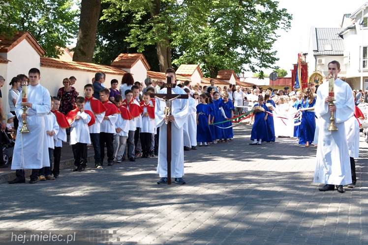 Procesja Bożego Ciała ulicami starego miasta