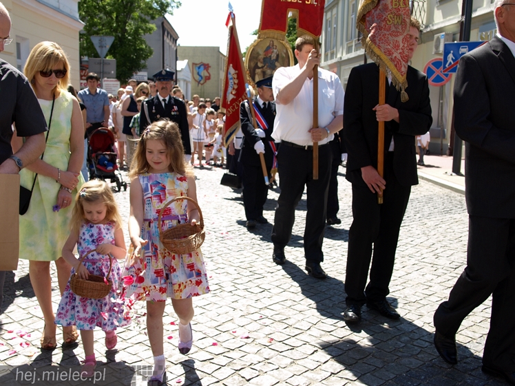 Procesja Bożego Ciała ulicami starego miasta