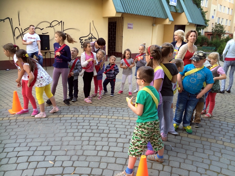 Plenerowy festyn dla dzieci osiedle Kopernika i Szafera