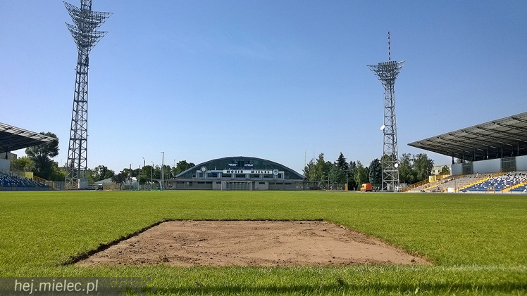 Gwarancyjne naprawy na Stadionie Miejskim