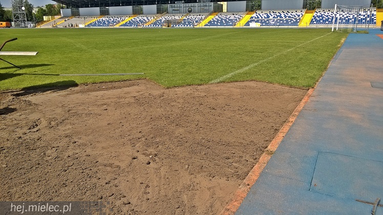 Gwarancyjne naprawy na Stadionie Miejskim