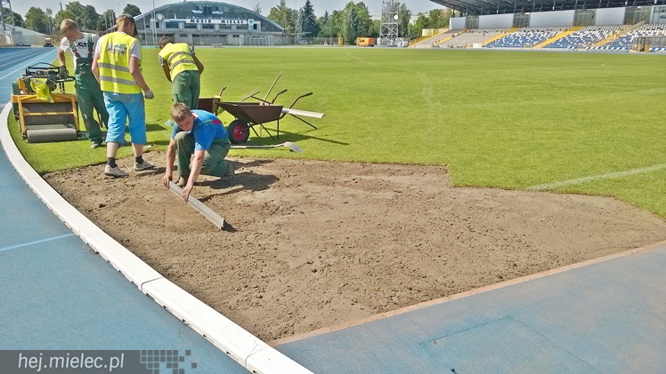 Gwarancyjne naprawy na Stadionie Miejskim