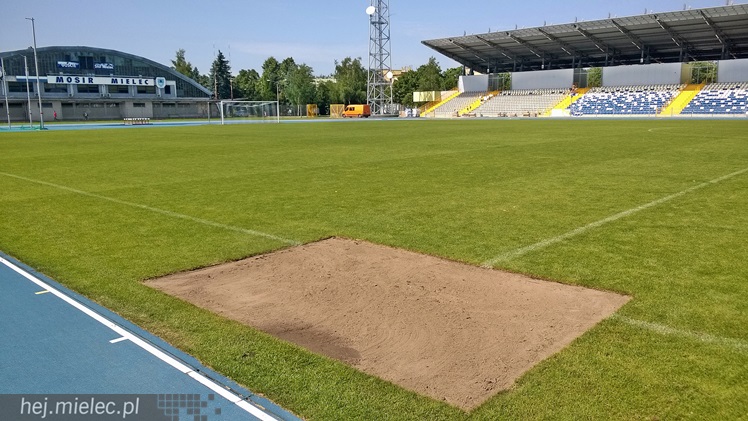 Gwarancyjne naprawy na Stadionie Miejskim