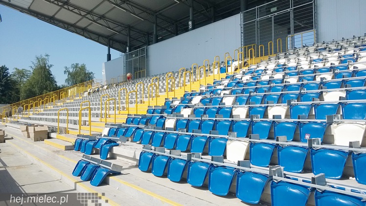 Gwarancyjne naprawy na Stadionie Miejskim