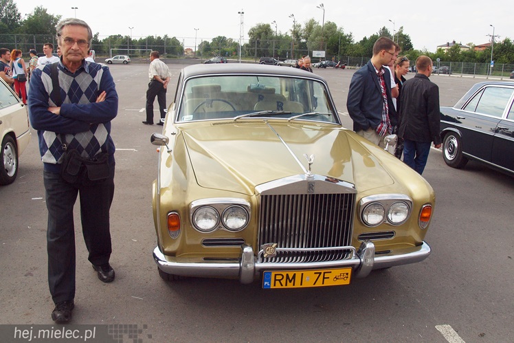 Drive It Day obchodzony był także w Mielcu. Na drodze zabytki, w środku często młodzież
