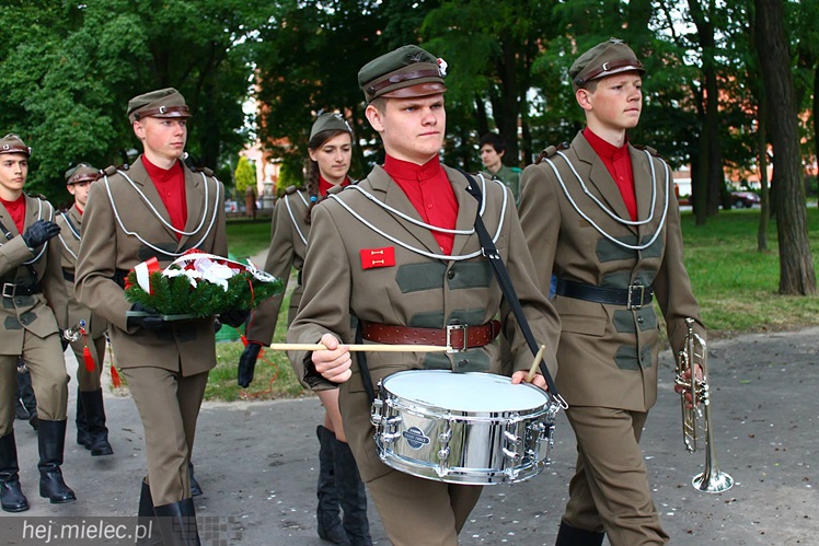 Pomnik ku czci Mieleckich Sokołów odsłonięty bardzo uroczyście